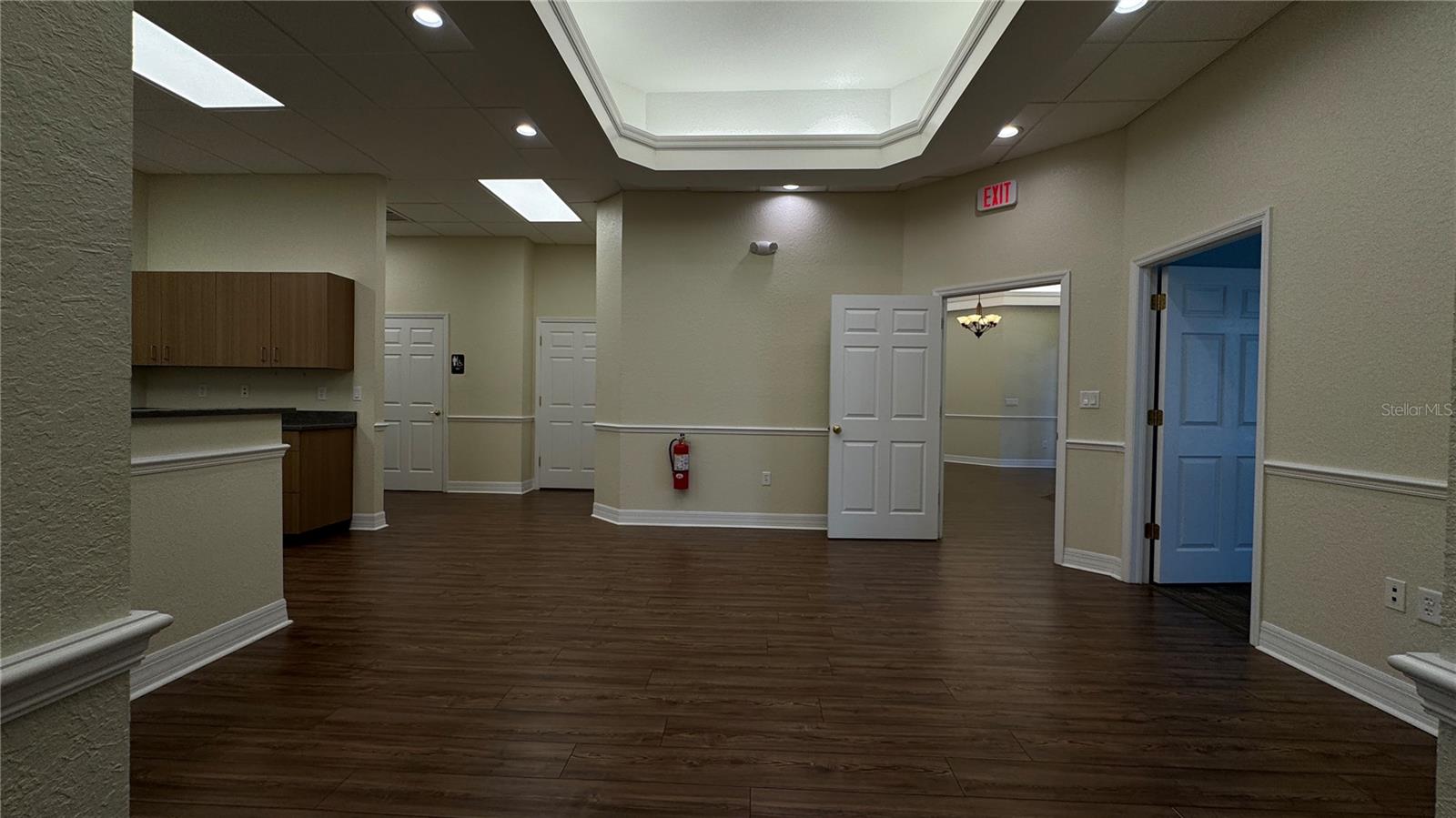 1910 LAKELAND HILLS BLVD, LAKELAND, FL, 33805