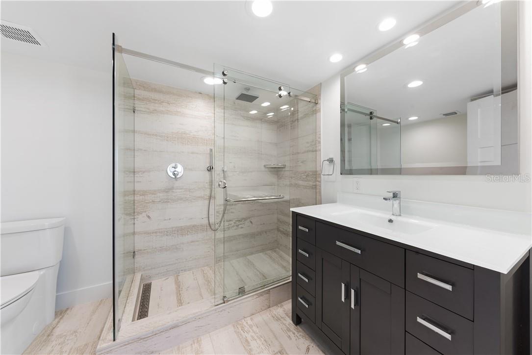 17408 GULF BLVD #201, REDINGTON SHORES, FL, 33708