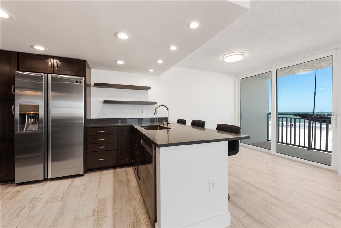 17408 GULF BLVD #201, REDINGTON SHORES, FL, 33708