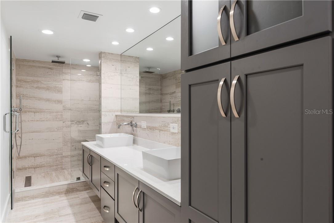 17408 GULF BLVD #201, REDINGTON SHORES, FL, 33708