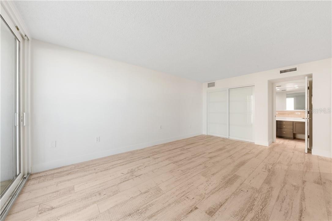 17408 GULF BLVD #201, REDINGTON SHORES, FL, 33708