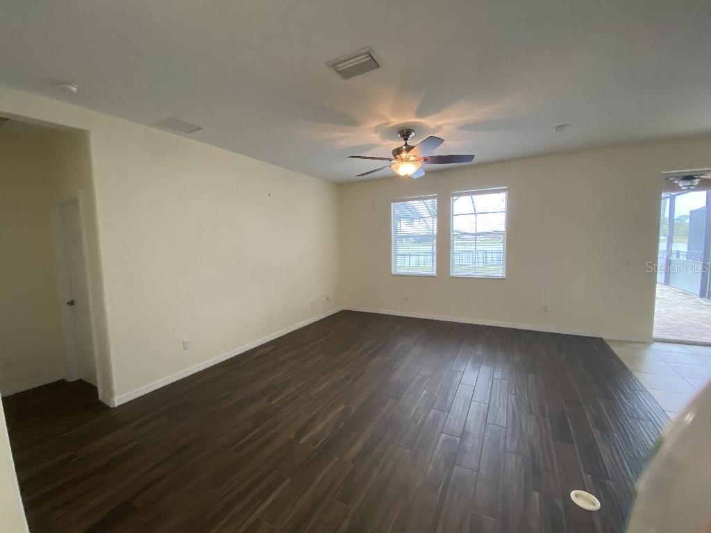 711 PARKER DEN DR, RUSKIN, FL, 33570