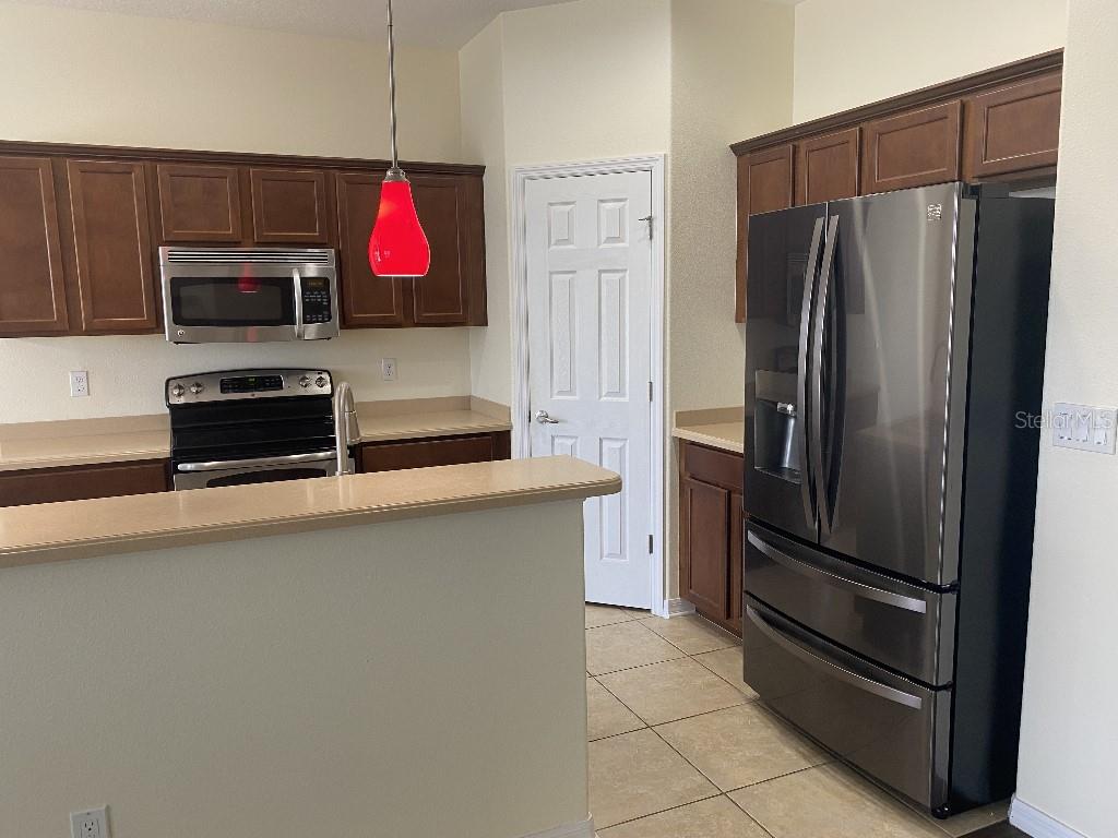 711 PARKER DEN DR, RUSKIN, FL, 33570