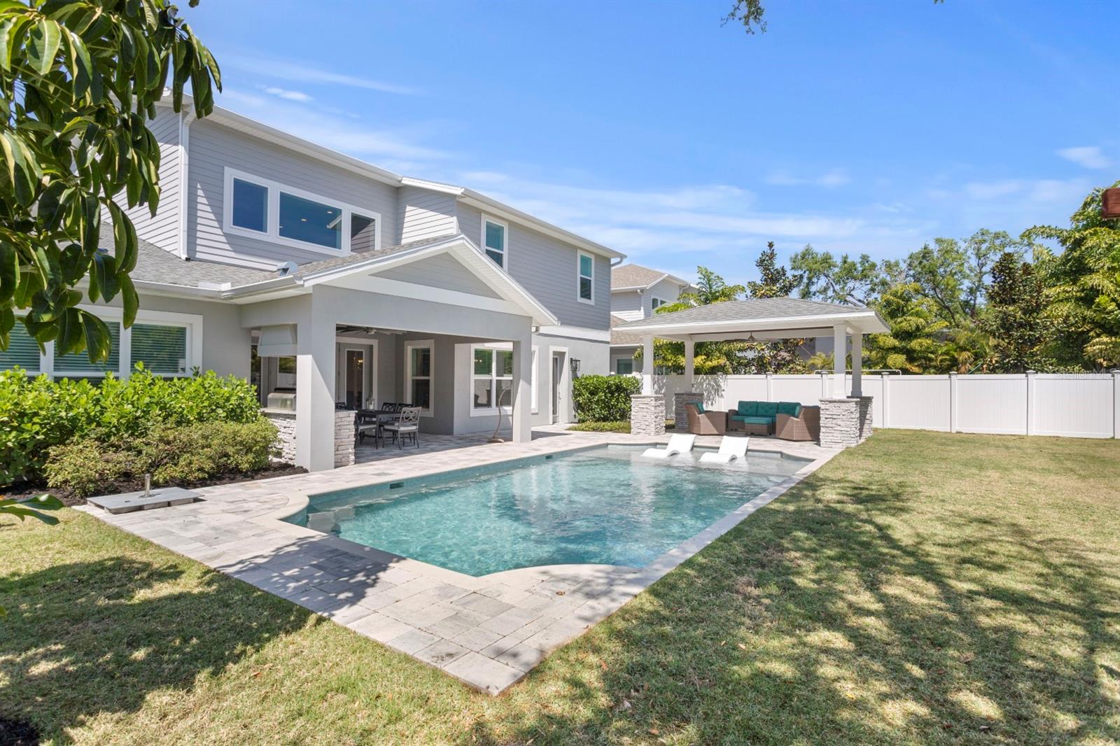 2316 S THIXTON CT, TAMPA, FL, 33629