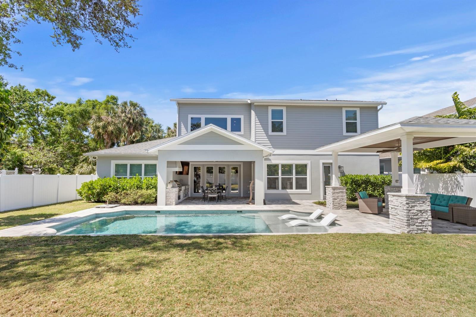 2316 S THIXTON CT, TAMPA, FL, 33629