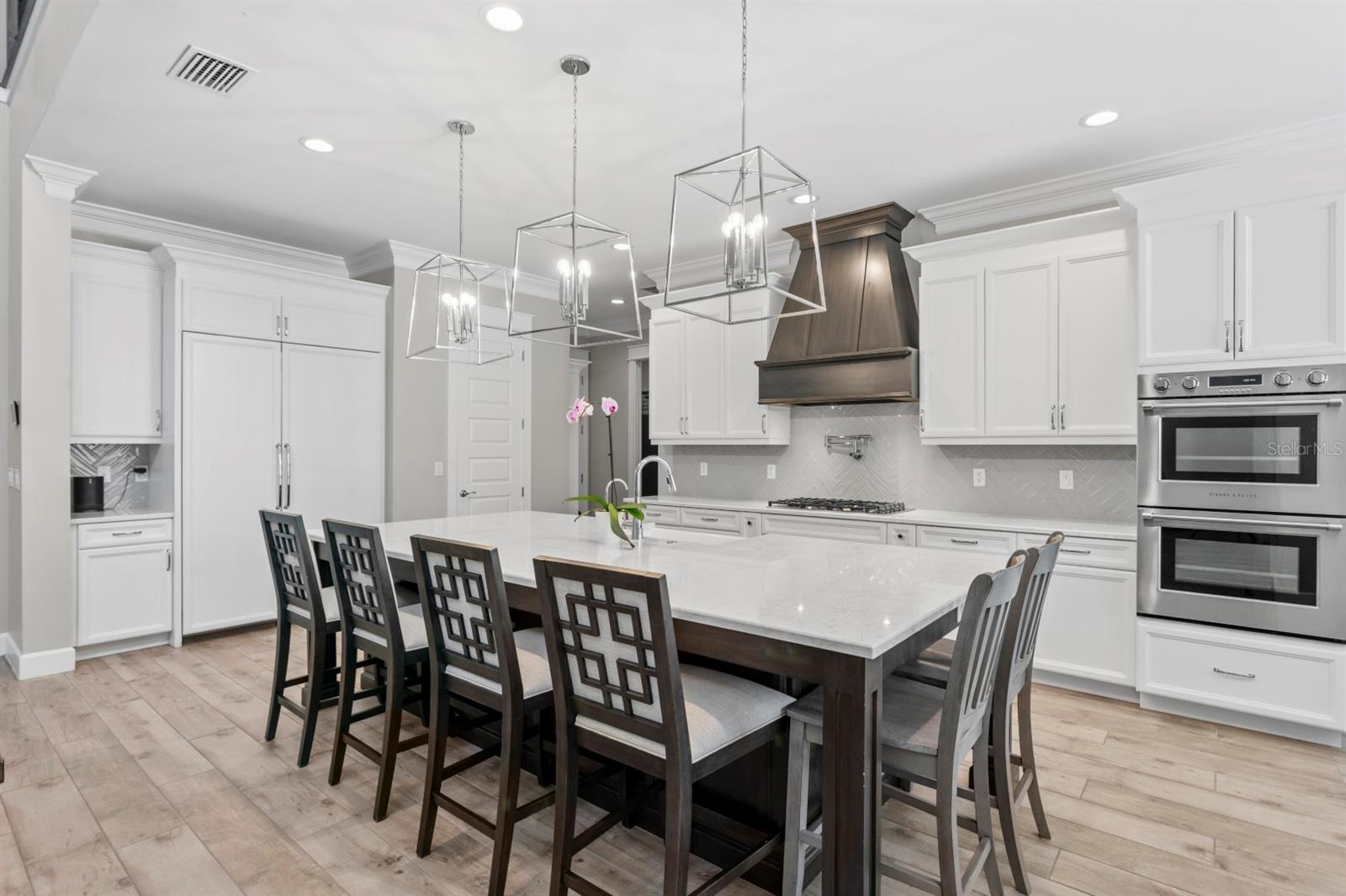 2316 S THIXTON CT, TAMPA, FL, 33629