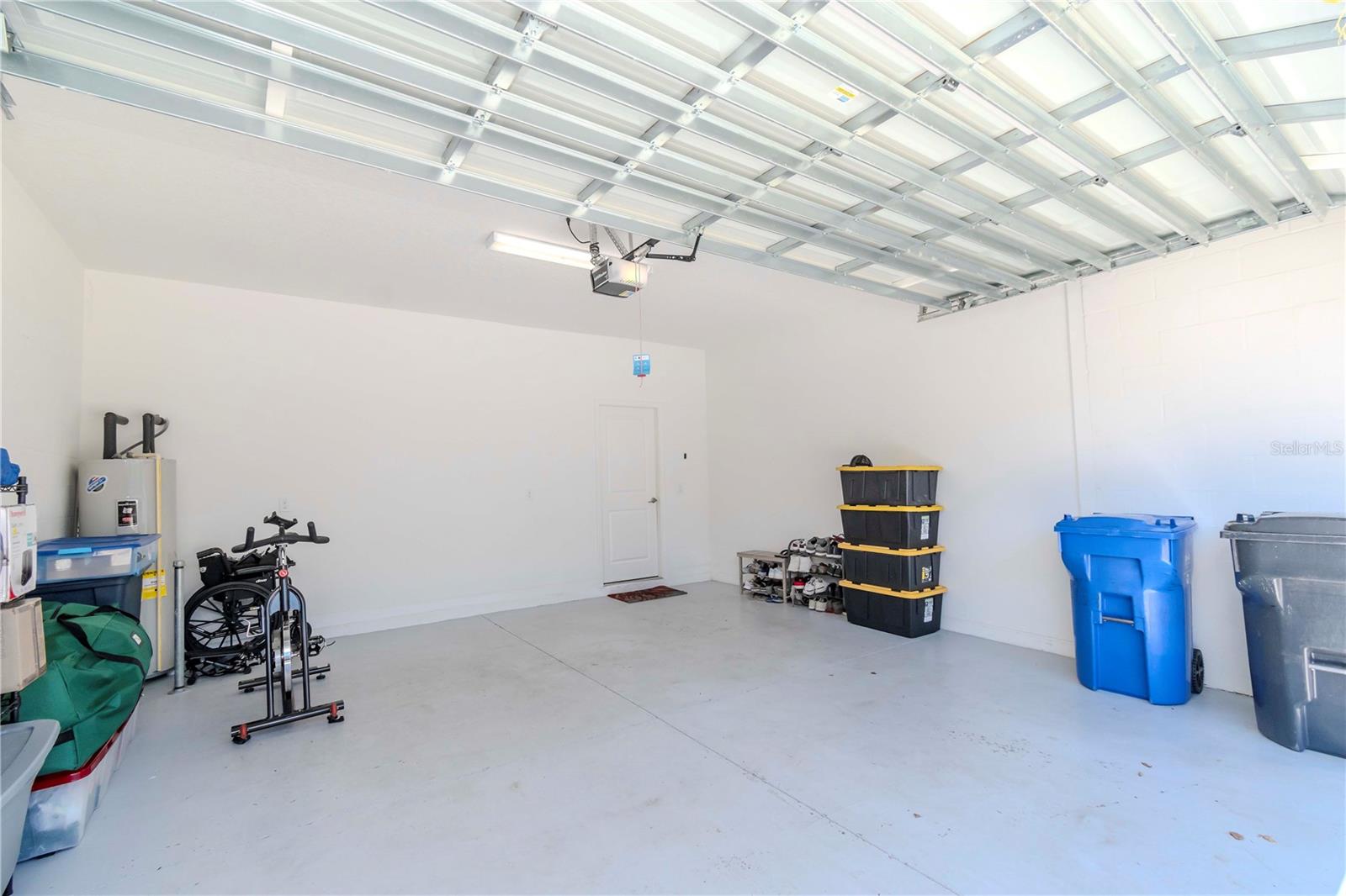 6827 CITRUS CREEK LN, TAMPA, FL, 33625