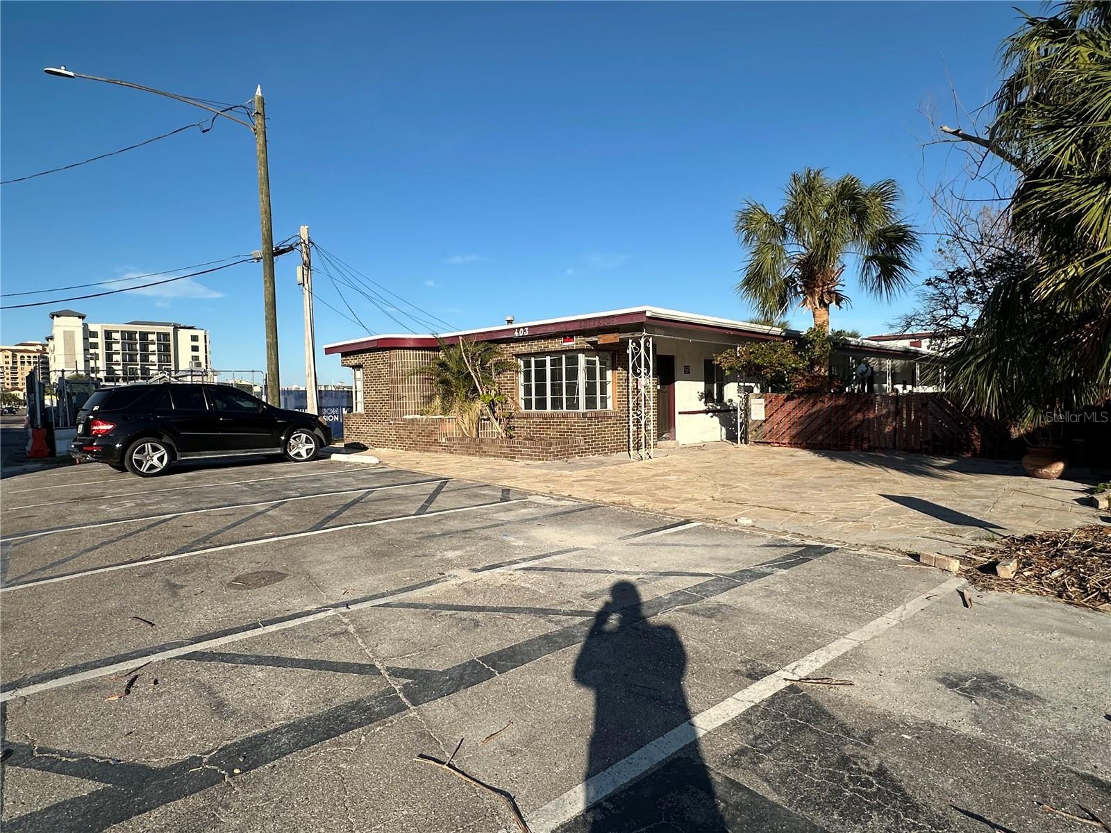 403 E SHORE DR, CLEARWATER BEACH, FL, 33767