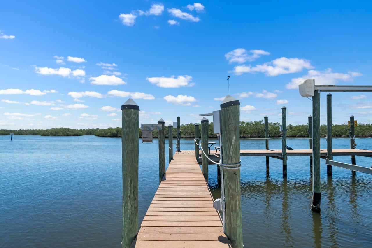 Dock