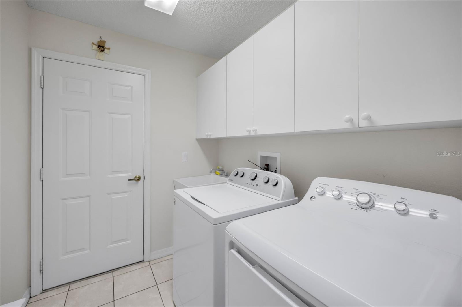 1615 CORTLEIGH DR, NEW PORT RICHEY, FL, 34655