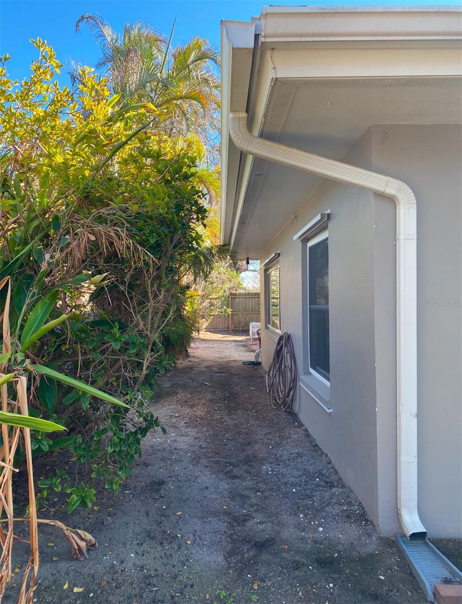 4571 CLEARWATER HARBOR DR S, LARGO, FL, 33770