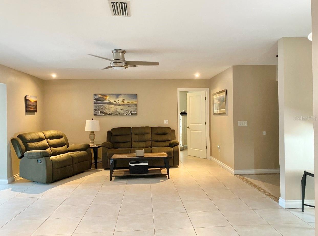 4571 CLEARWATER HARBOR DR S, LARGO, FL, 33770