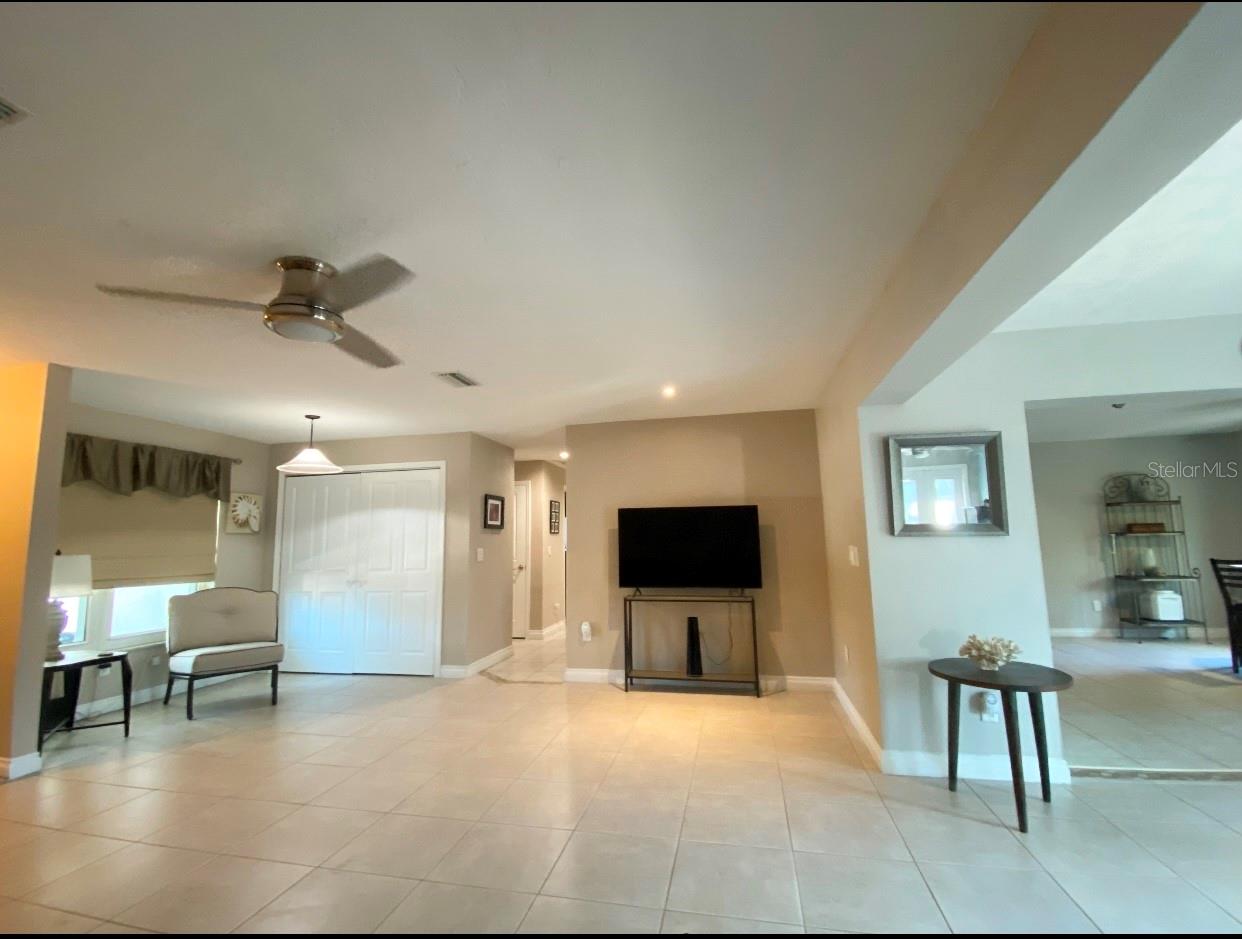 4571 CLEARWATER HARBOR DR S, LARGO, FL, 33770