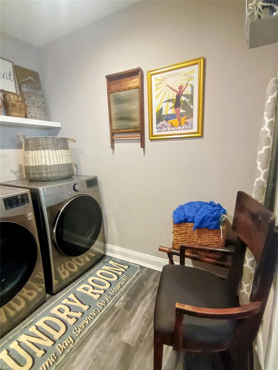 3217 W LAWN AVE, TAMPA, FL, 33611