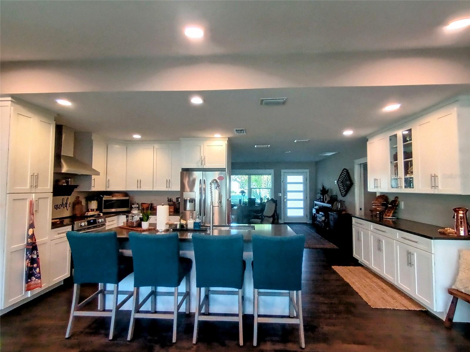 3217 W LAWN AVE, TAMPA, FL, 33611