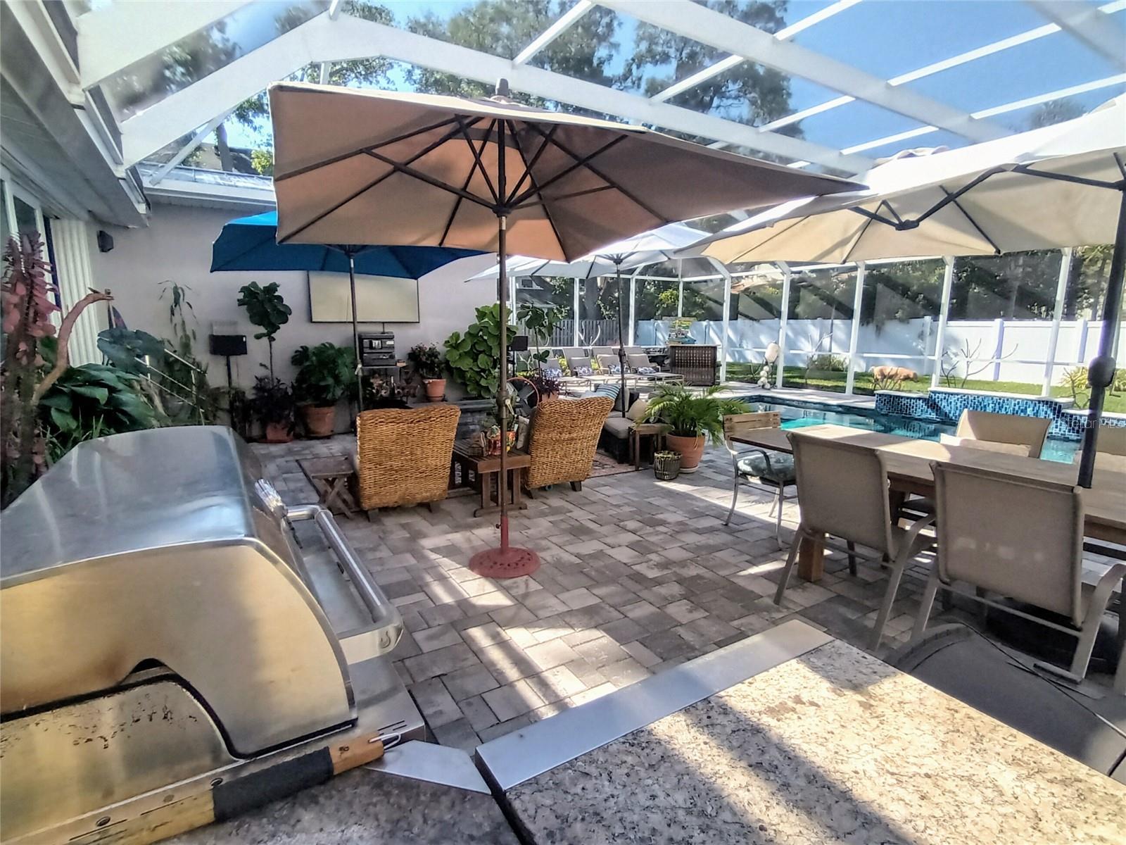 3217 W LAWN AVE, TAMPA, FL, 33611