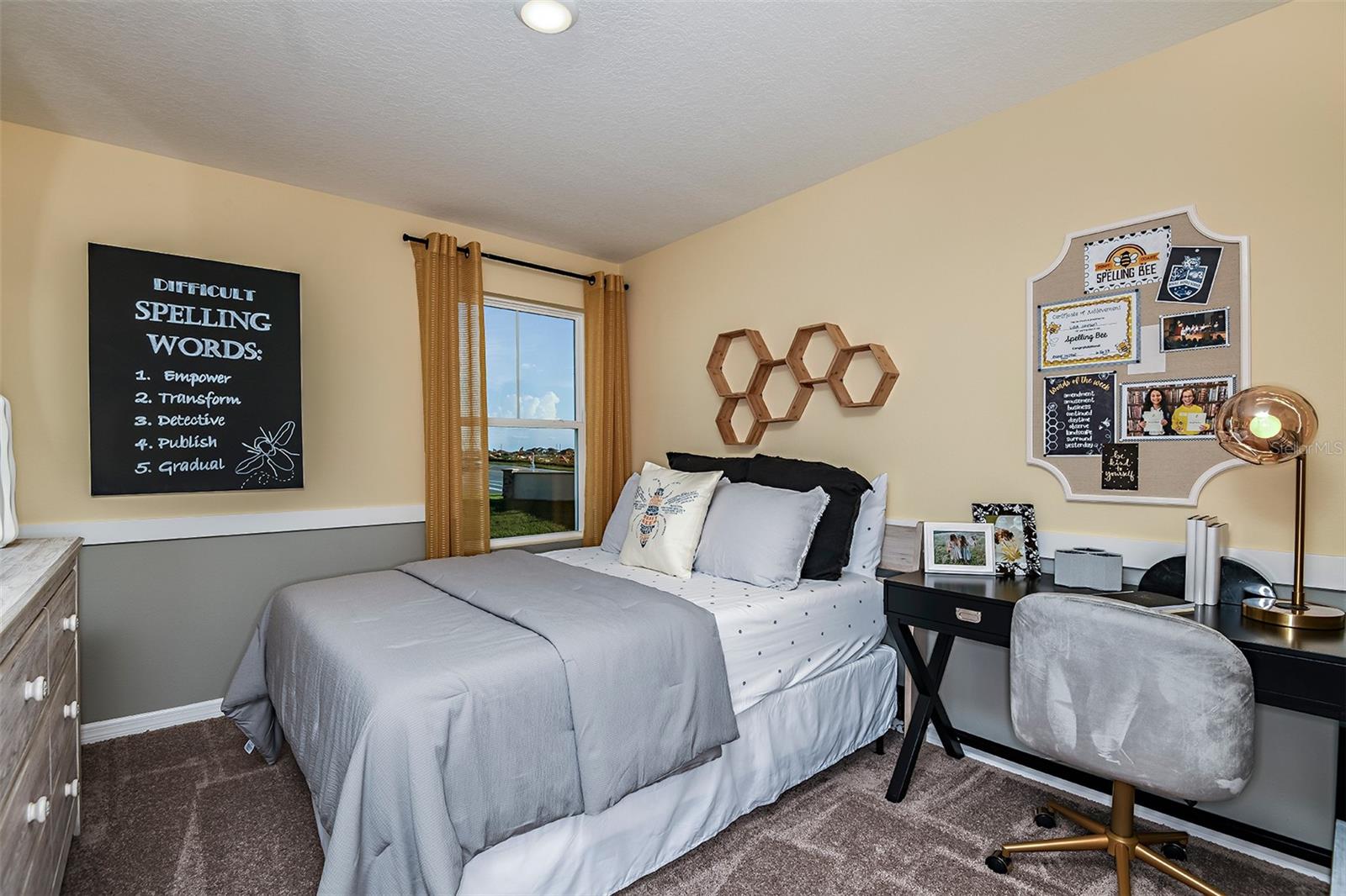 2212 CANYON OAK DR, DAVENPORT, FL, 33837