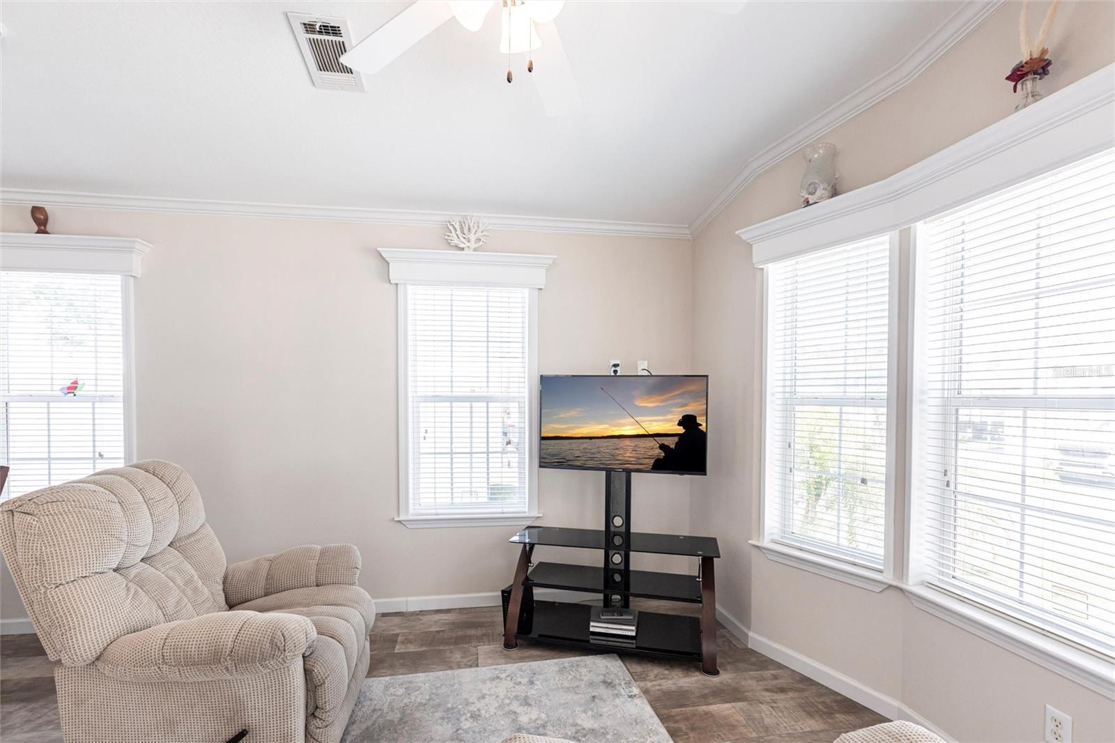 1329 TROUT, PUNTA GORDA, FL, 33950