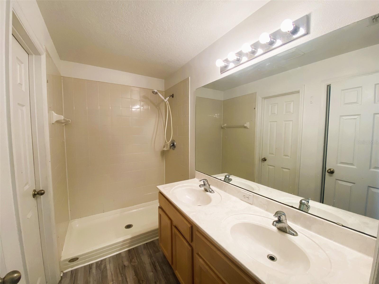 2076 CYPRESS BAY BLVD, KISSIMMEE, FL, 34743