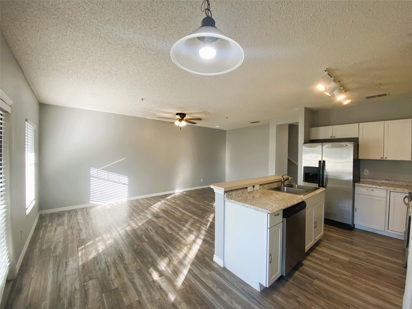 2076 CYPRESS BAY BLVD, KISSIMMEE, FL, 34743