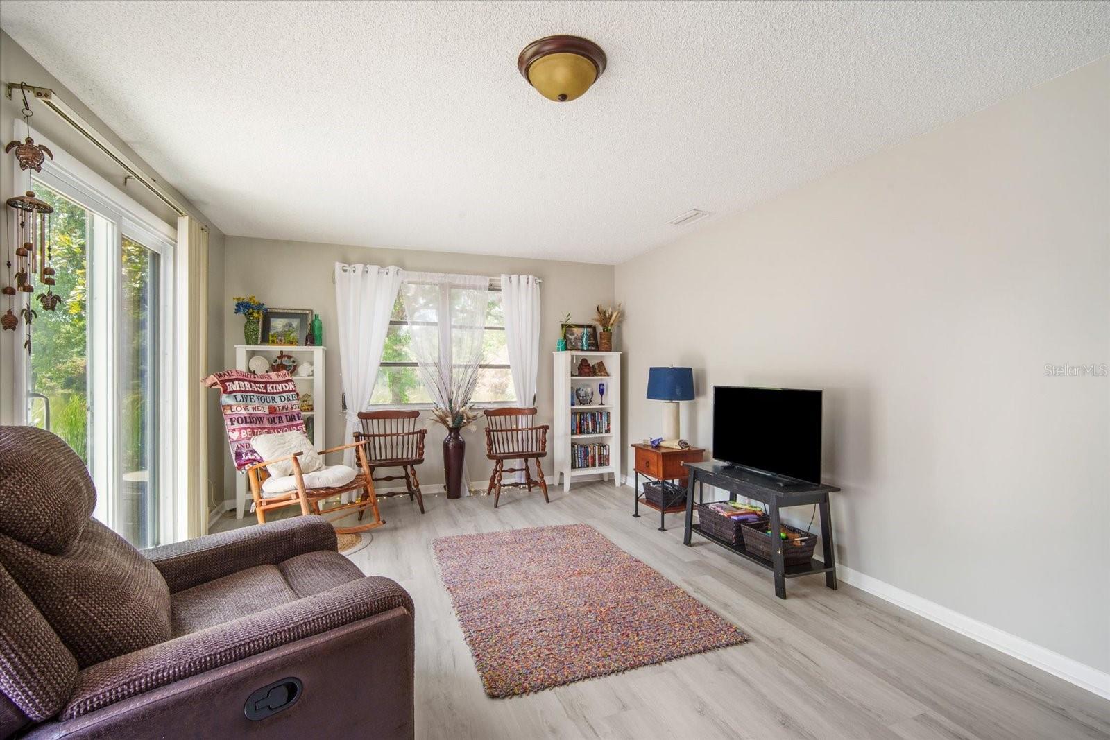 5050 68TH WAY N, ST PETERSBURG, FL, 33709