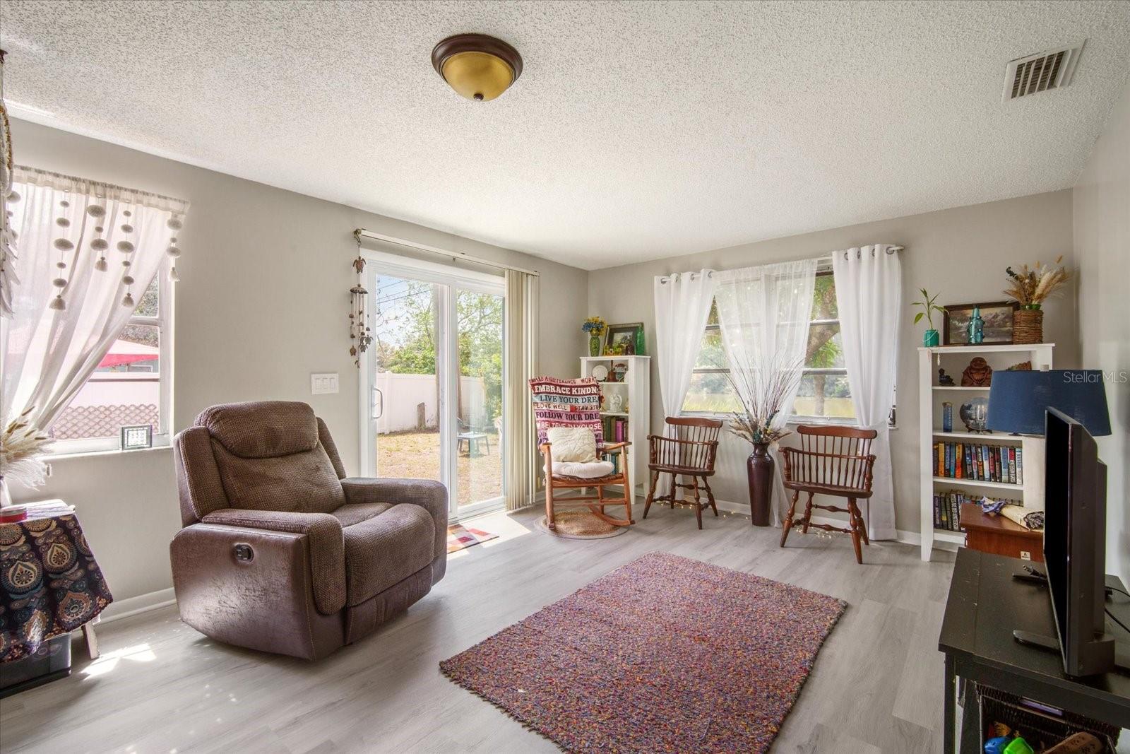 5050 68TH WAY N, ST PETERSBURG, FL, 33709