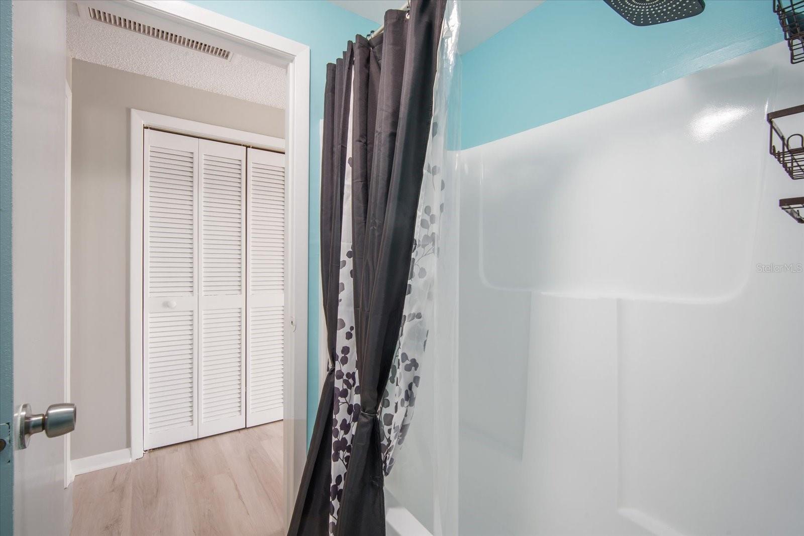 5050 68TH WAY N, ST PETERSBURG, FL, 33709