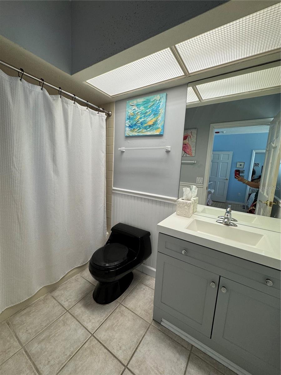 121 AUGUSTA AVE, PALM HARBOR, FL, 34683