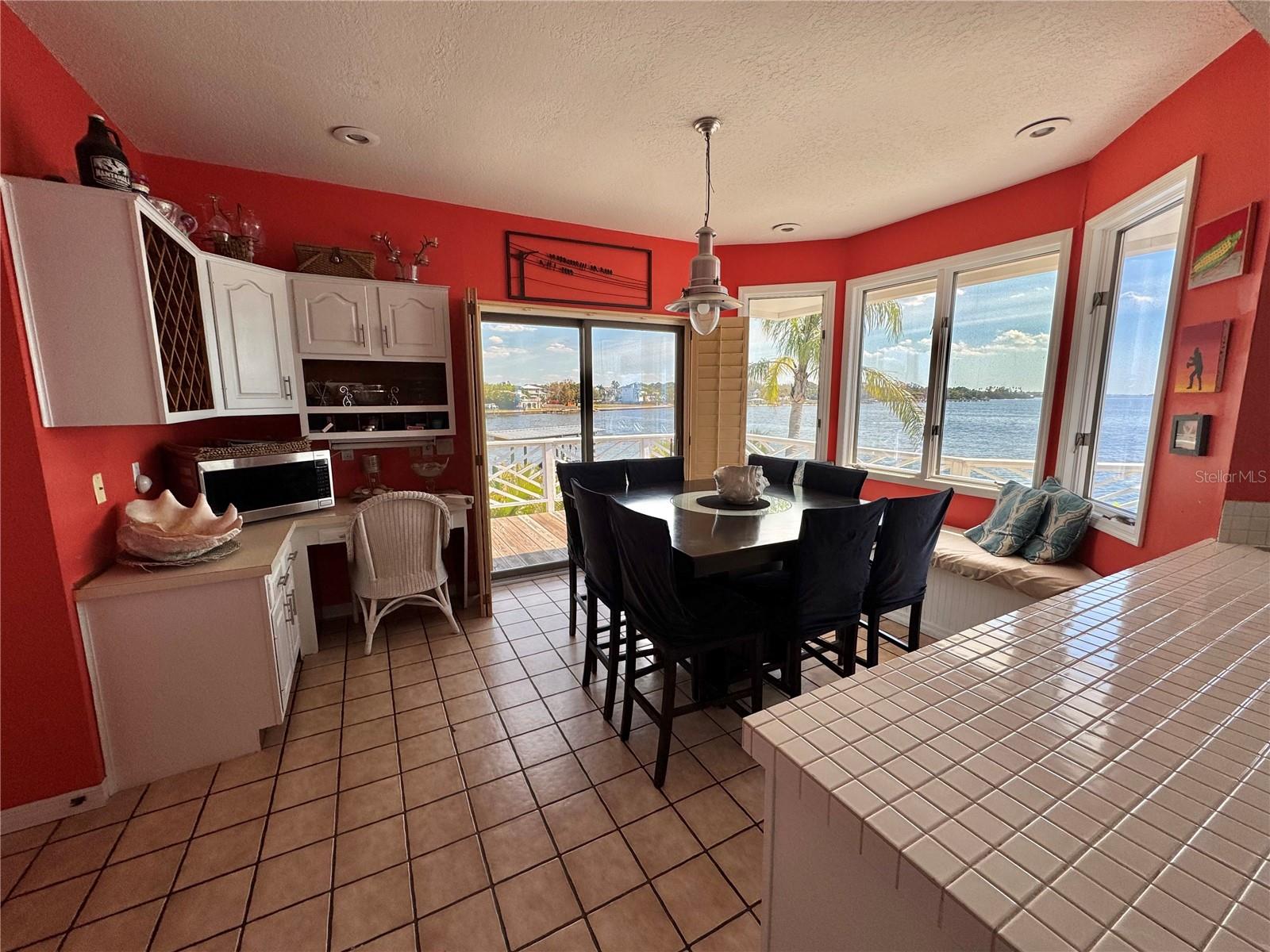121 AUGUSTA AVE, PALM HARBOR, FL, 34683