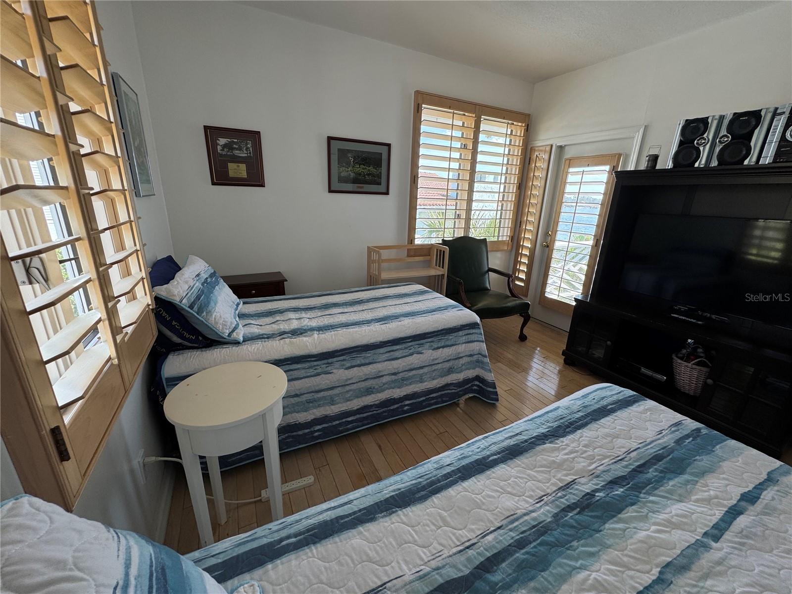 121 AUGUSTA AVE, PALM HARBOR, FL, 34683