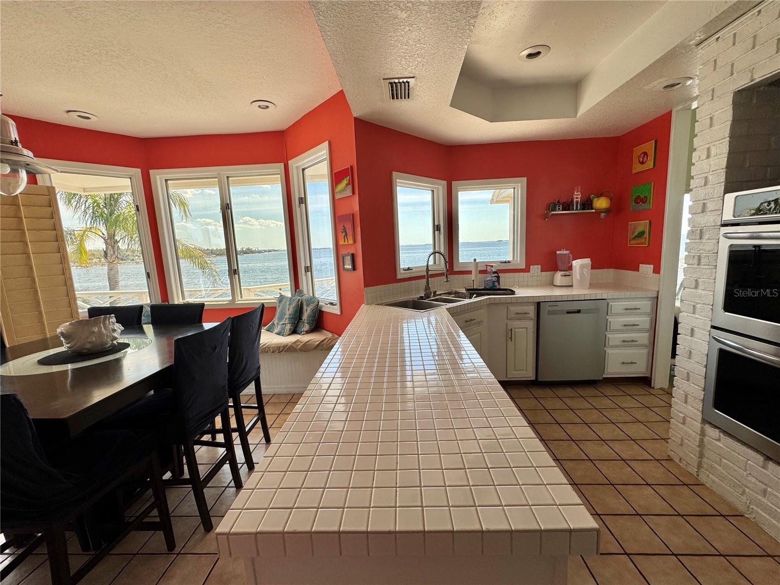 121 AUGUSTA AVE, PALM HARBOR, FL, 34683