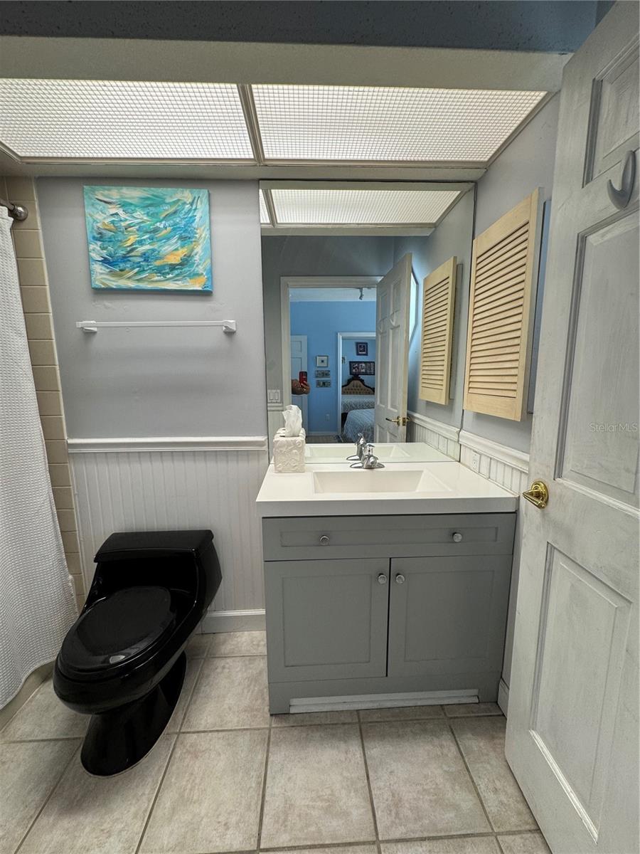 121 AUGUSTA AVE, PALM HARBOR, FL, 34683