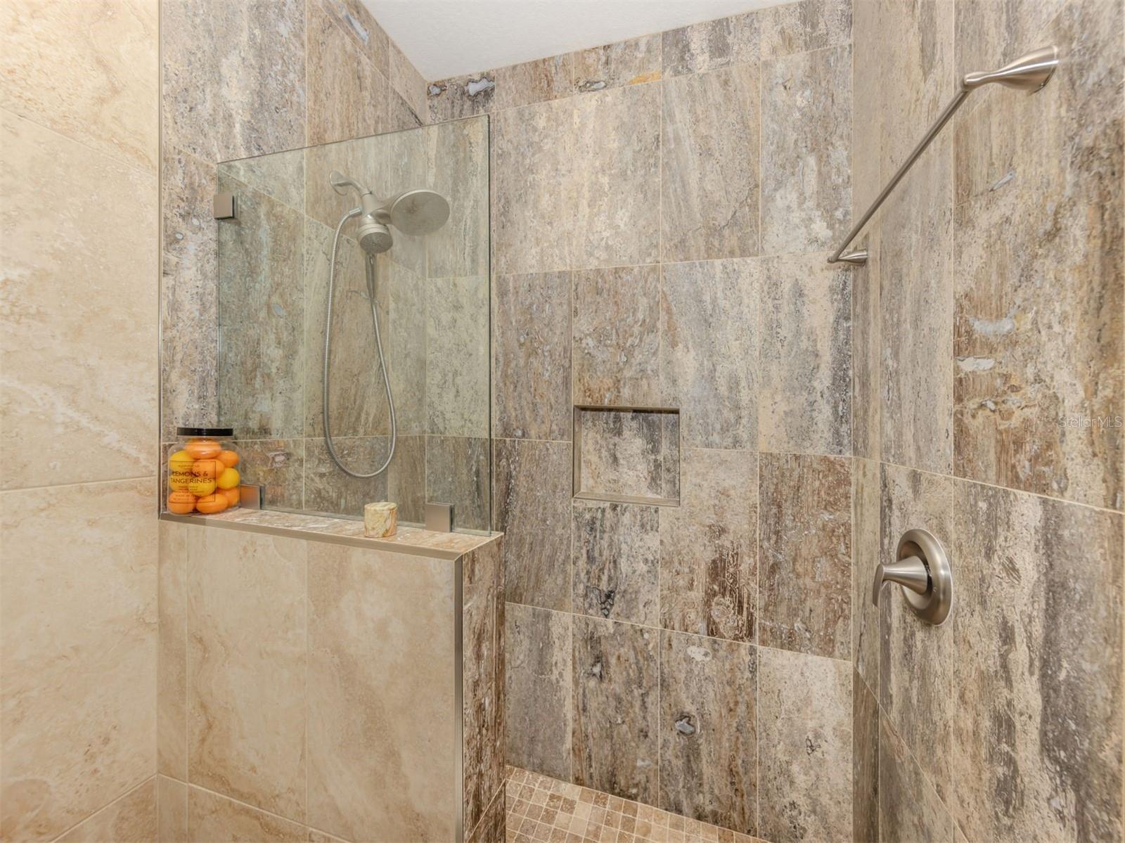 432 SUNSET LAKE BLVD #205, VENICE, FL, 34292