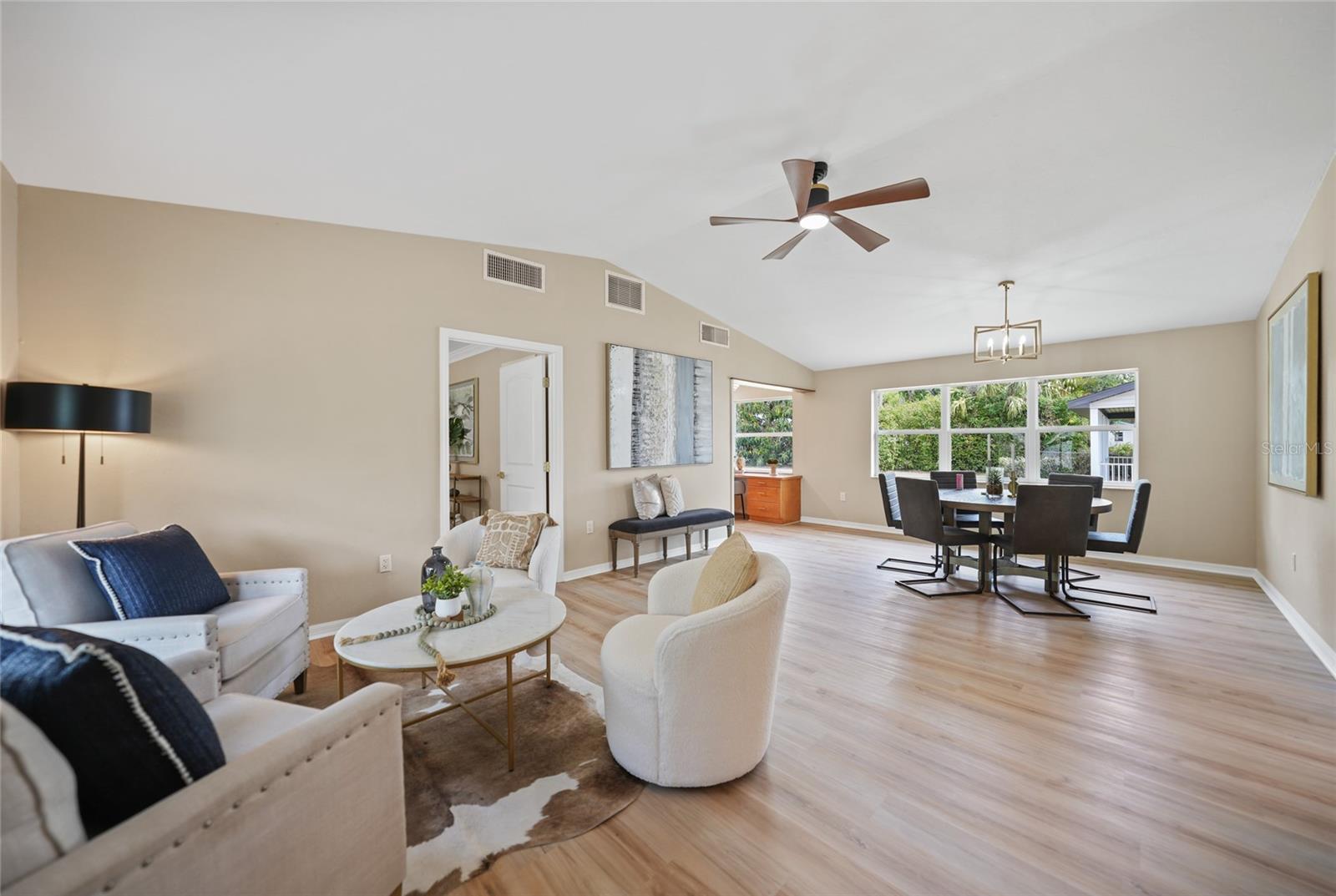 22 N JOHNSON AVE, ARCADIA, FL, 34266