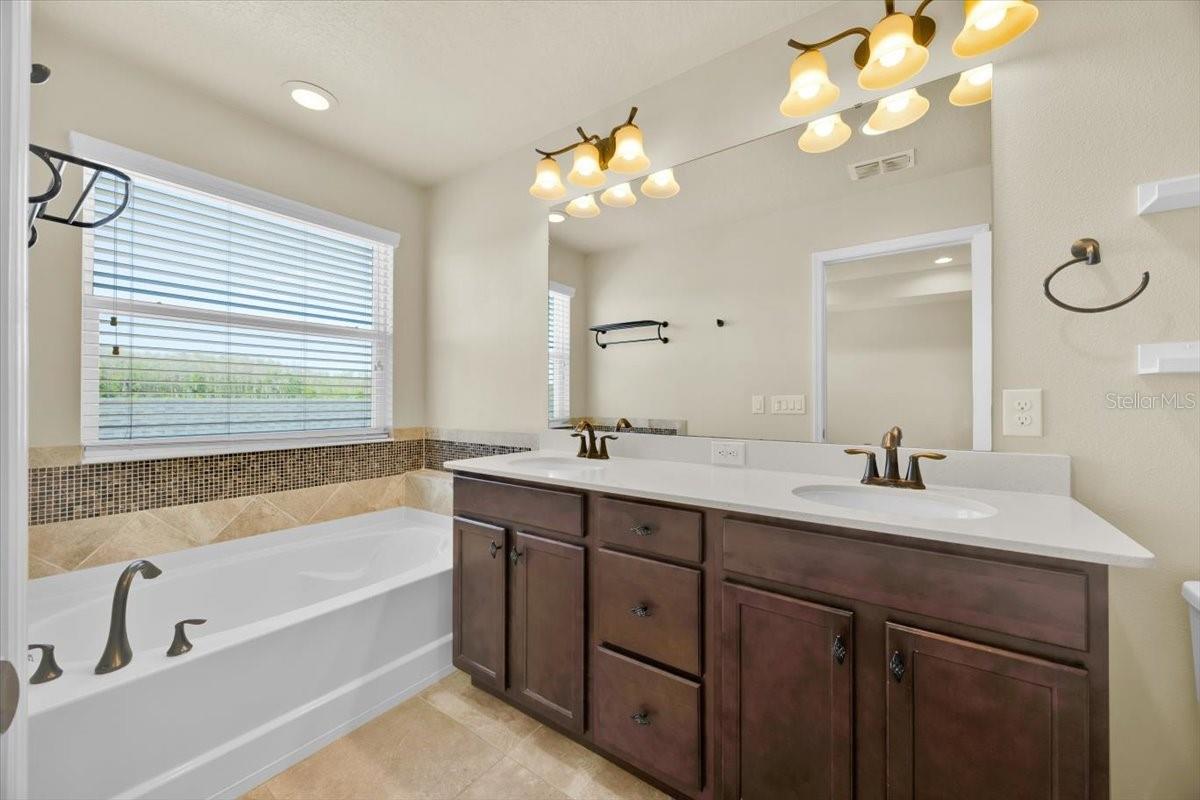 8391 LOVETT AVE, ORLANDO, FL, 32832