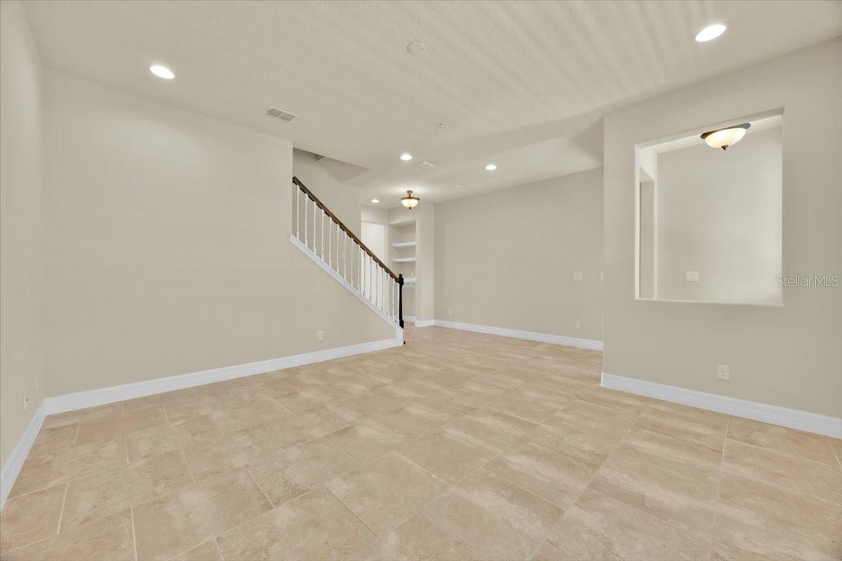 8391 LOVETT AVE, ORLANDO, FL, 32832