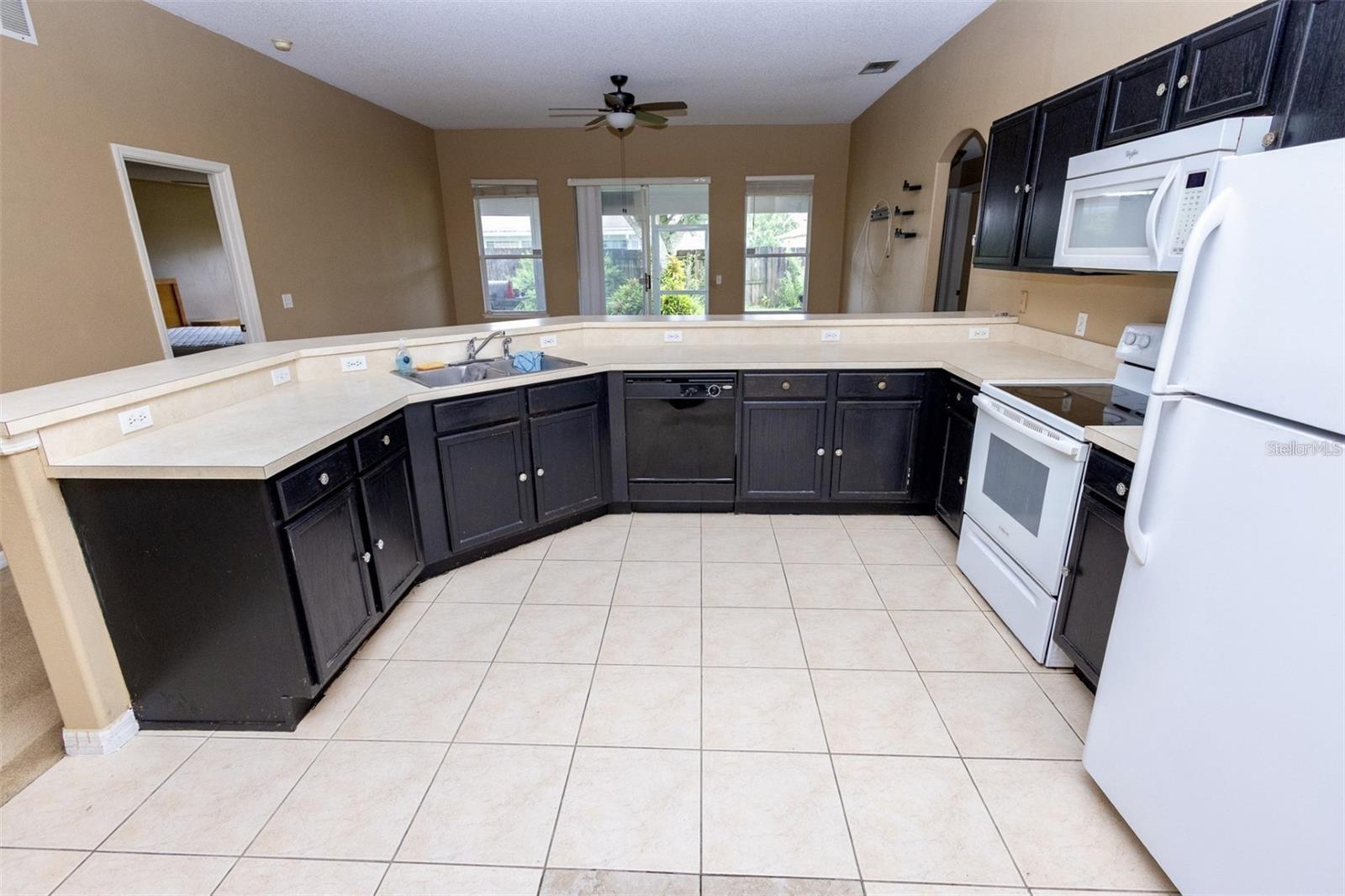 818 CARROUSEL LN, KISSIMMEE, FL, 34759