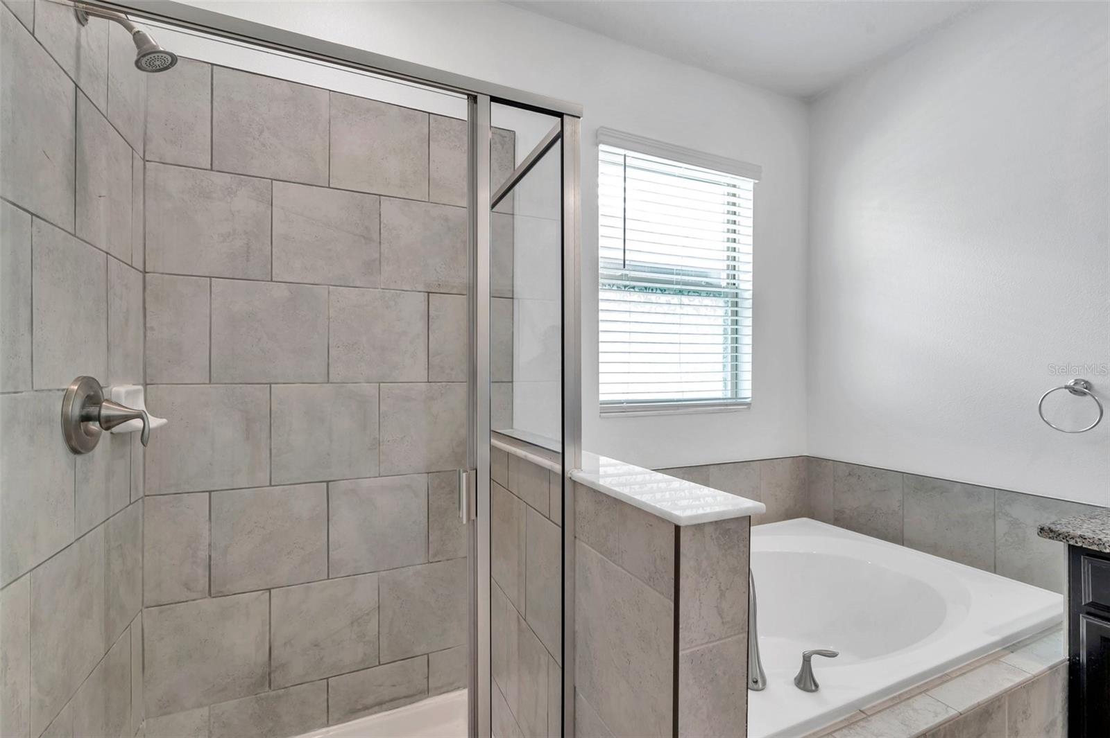 11820 SUNBURST MARBLE RD, RIVERVIEW, FL, 33579