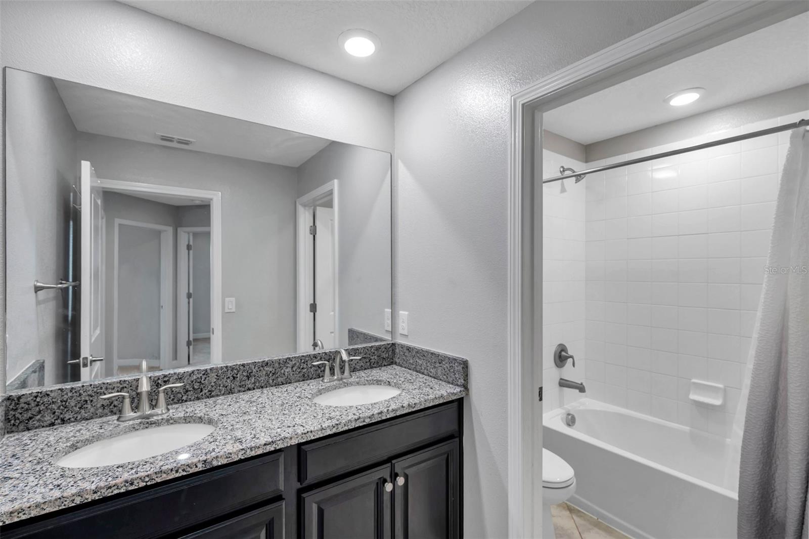 11820 SUNBURST MARBLE RD, RIVERVIEW, FL, 33579