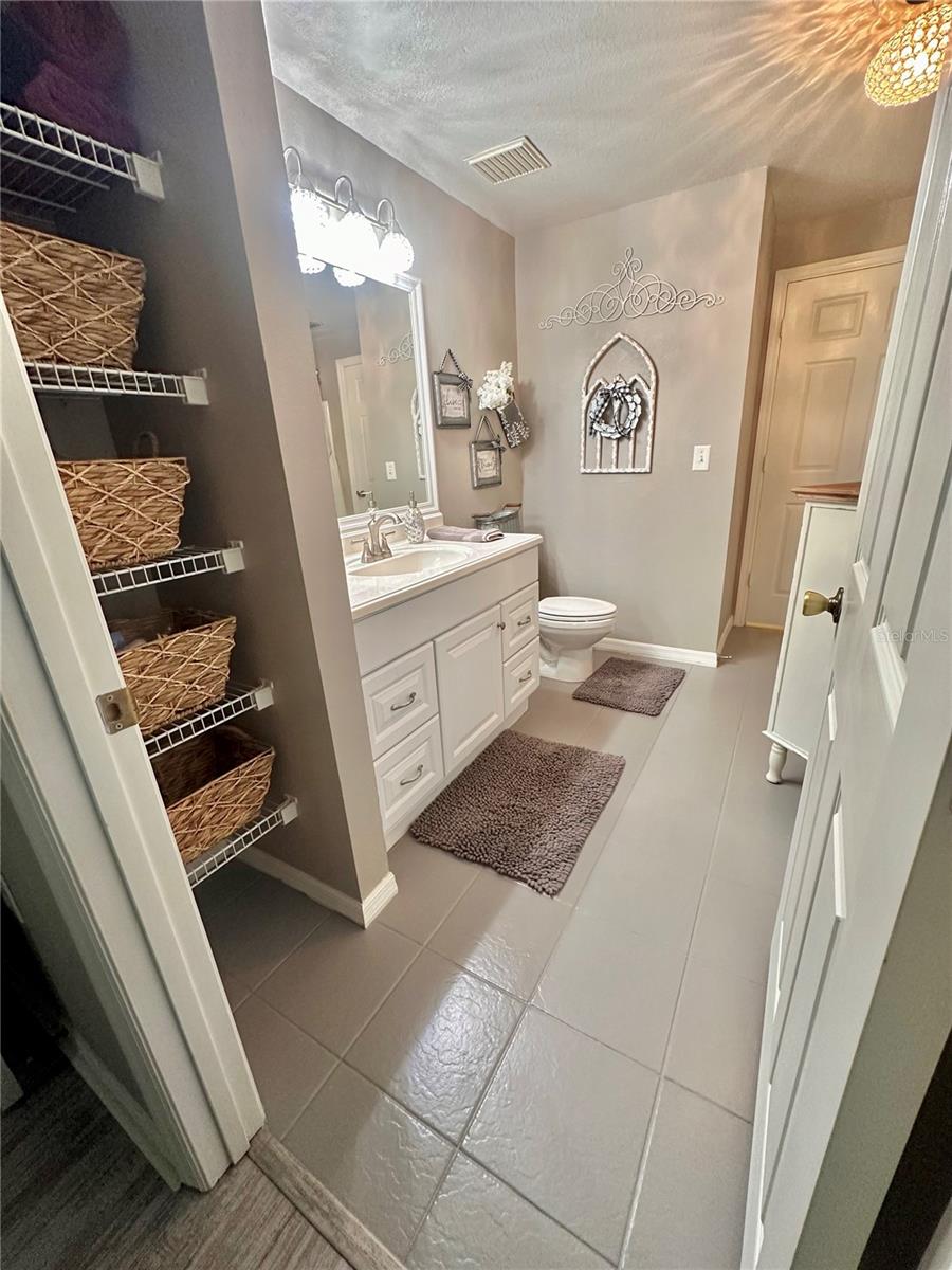 3344 CORONA VILLAGE WAY #B4, ORLANDO, FL, 32835