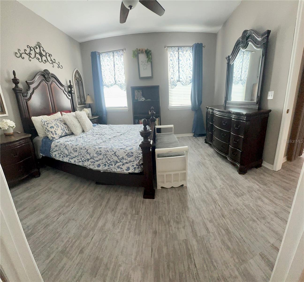 3344 CORONA VILLAGE WAY #B4, ORLANDO, FL, 32835