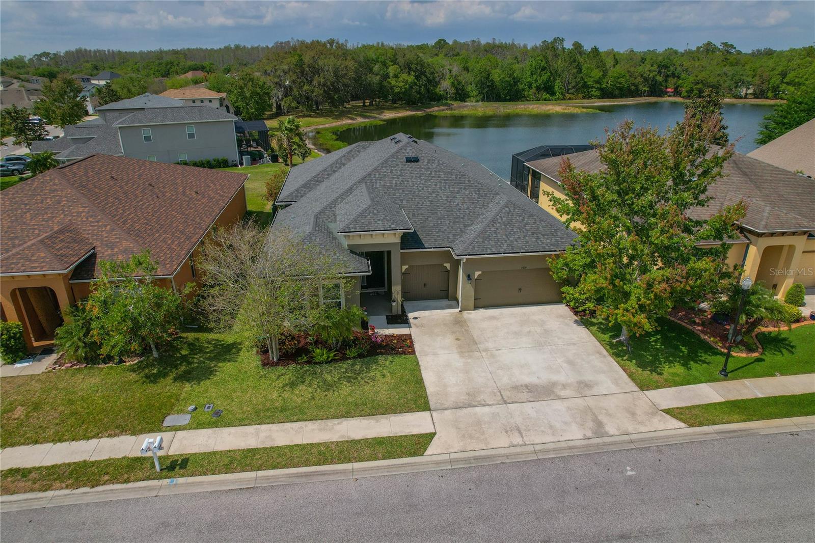 4839 POINTE O WOODS DR, WESLEY CHAPEL, FL, 33543