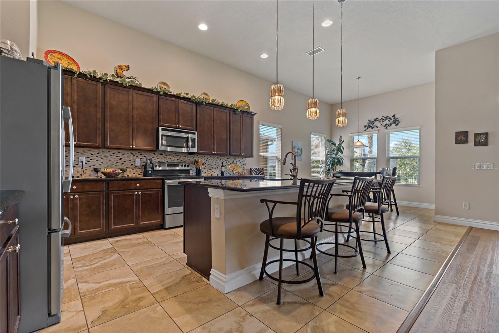4839 POINTE O WOODS DR, WESLEY CHAPEL, FL, 33543