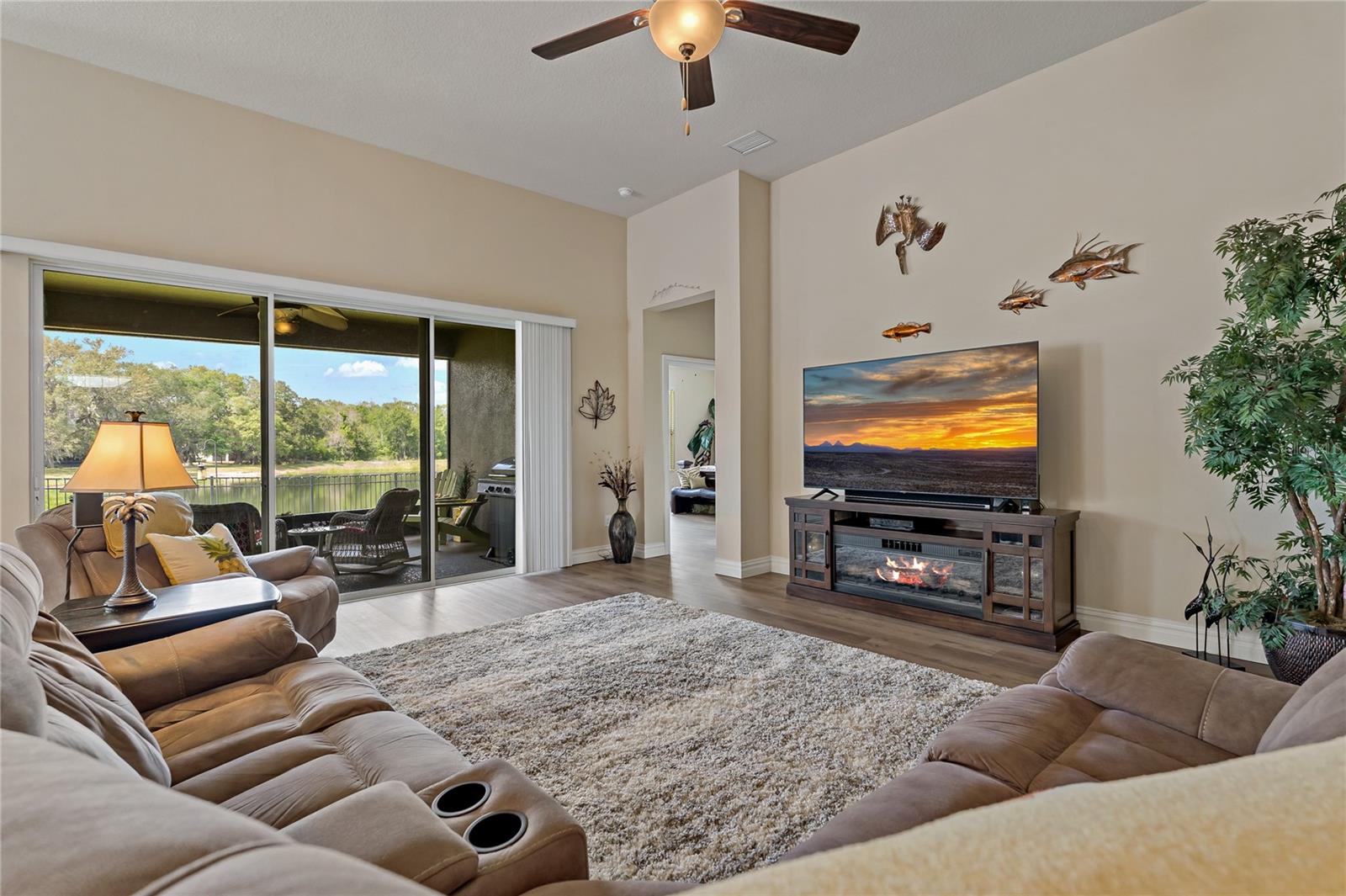 4839 POINTE O WOODS DR, WESLEY CHAPEL, FL, 33543