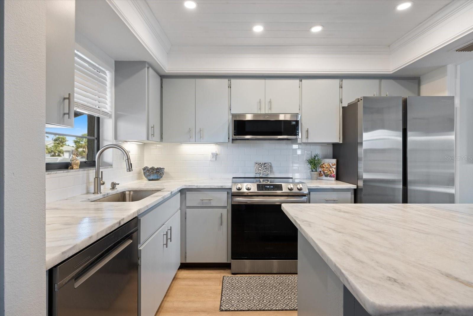 925 CAPRI ISLES BLVD #4, VENICE, FL, 34292