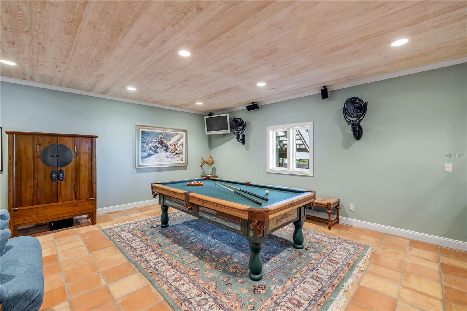 1110 N PENINSULA AVE, NEW SMYRNA BEACH, FL, 32169