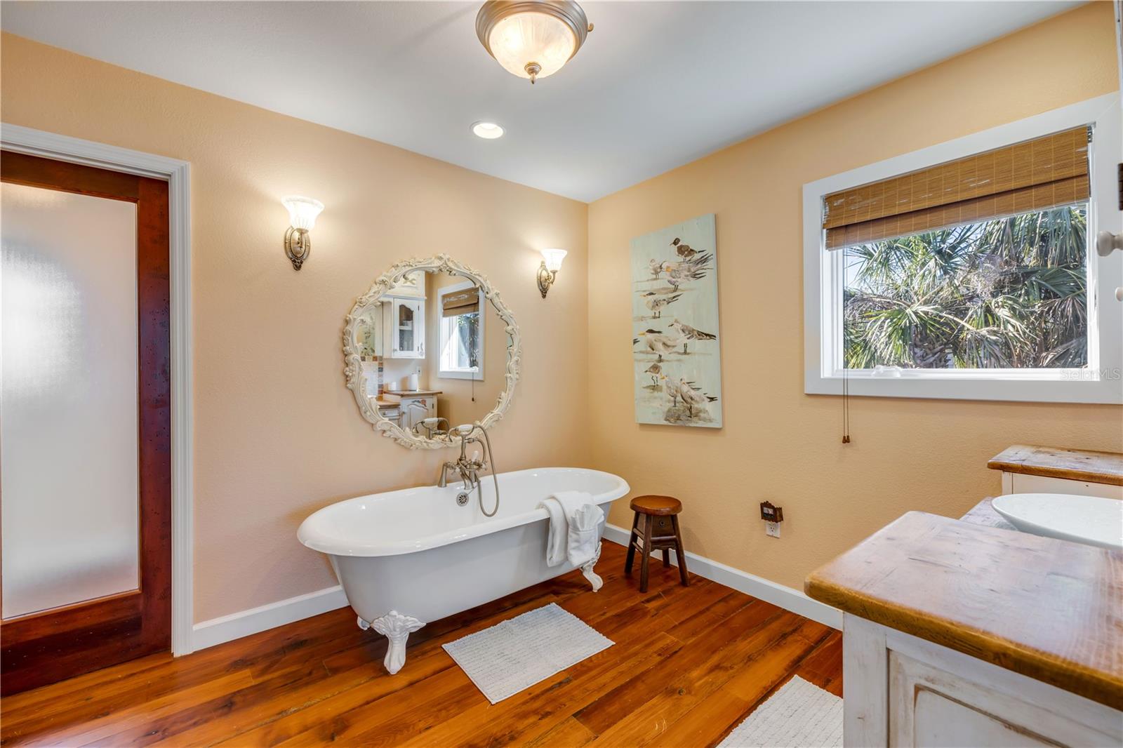 1110 N PENINSULA AVE, NEW SMYRNA BEACH, FL, 32169