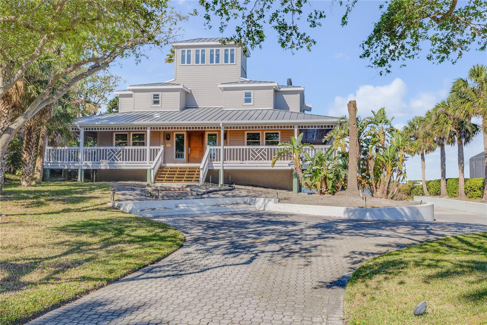 1110 N PENINSULA AVE, NEW SMYRNA BEACH, FL, 32169
