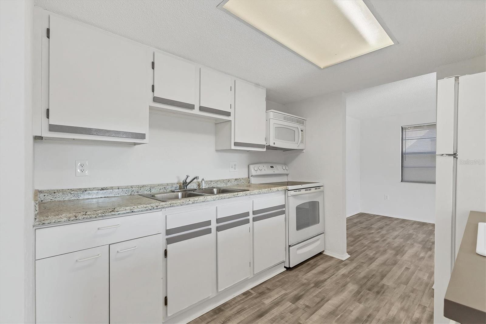 5026 WATER OAK DR #106, BRADENTON, FL, 34207