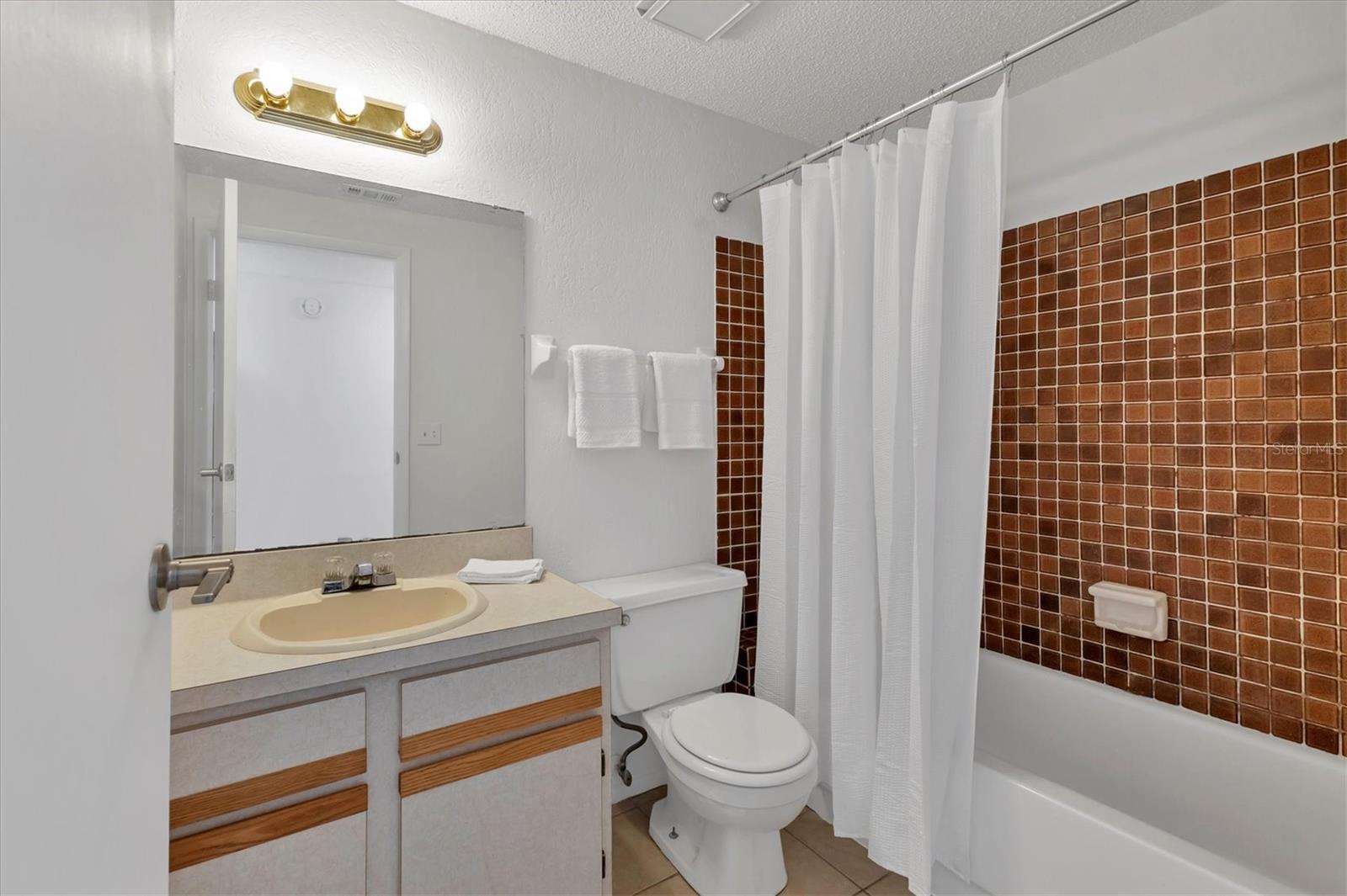 5026 WATER OAK DR #106, BRADENTON, FL, 34207
